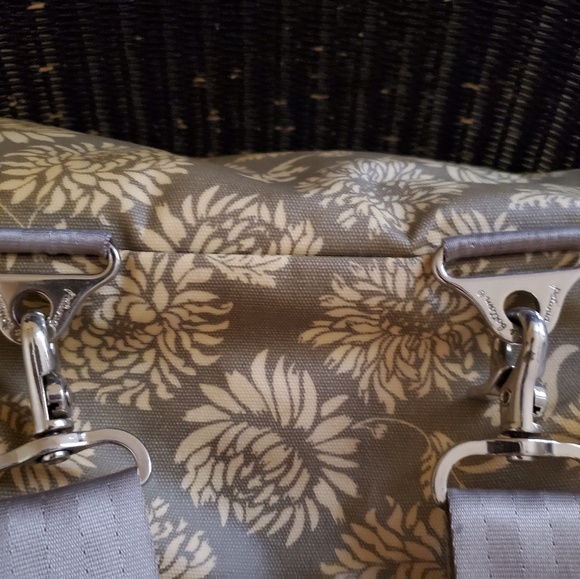 Petunia Pickle Bottom Daiper Bag/Backpack - Picture 5 of 5